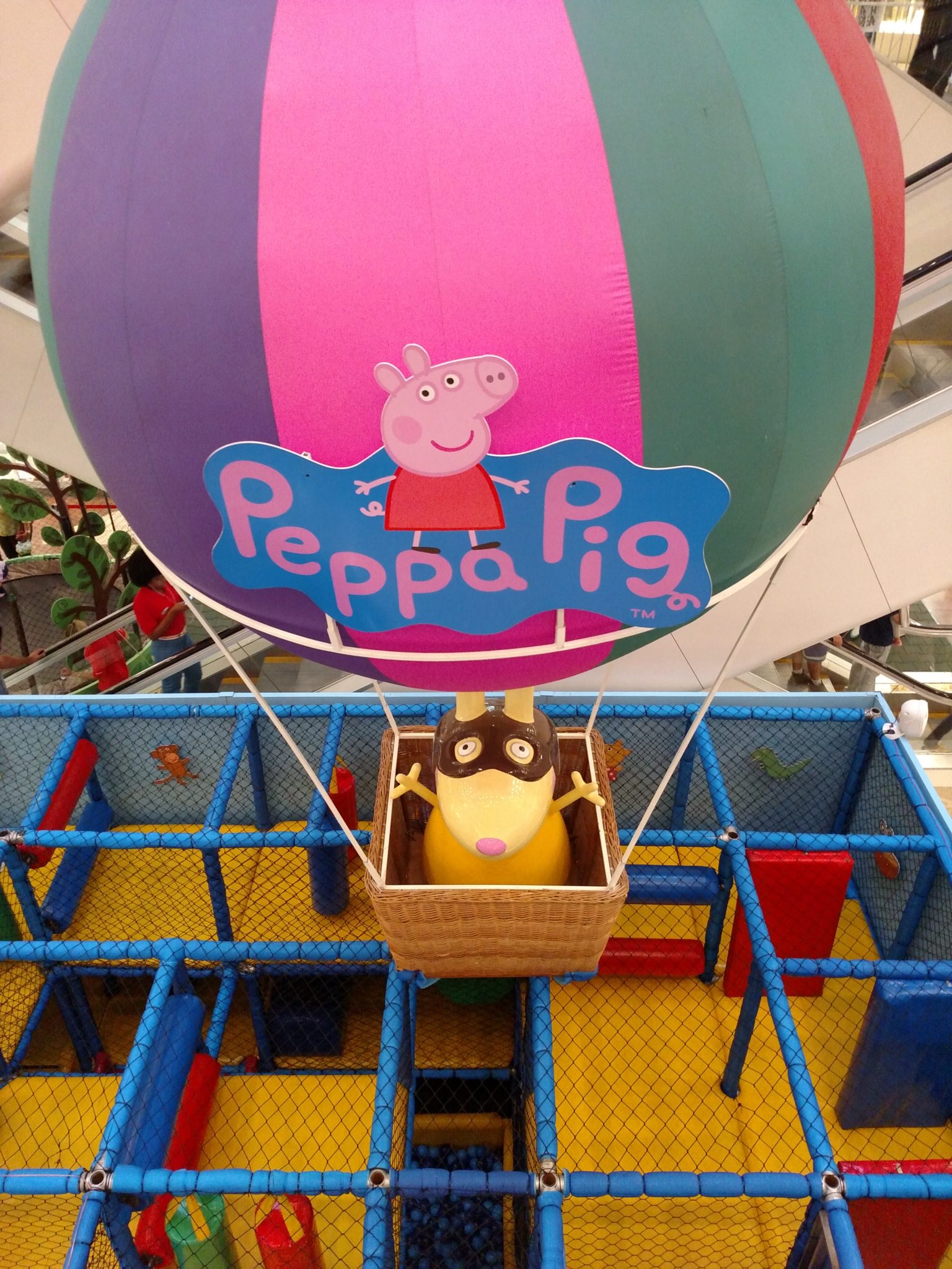 Peppa Pig e George têm encontro marcado a partir de amanhã